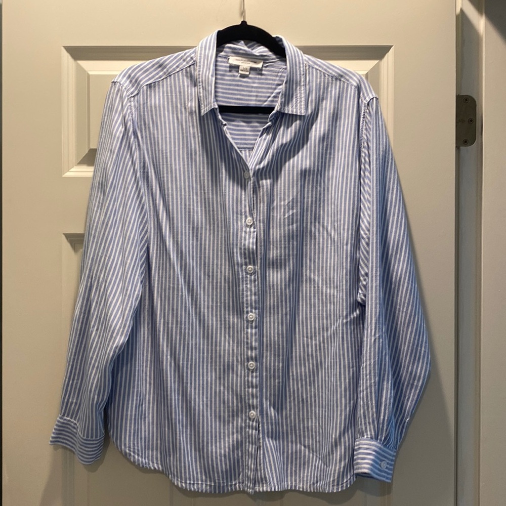 BEACH LUNCH LOUNGE  stripe button up woven viscose fabric top blue & white L